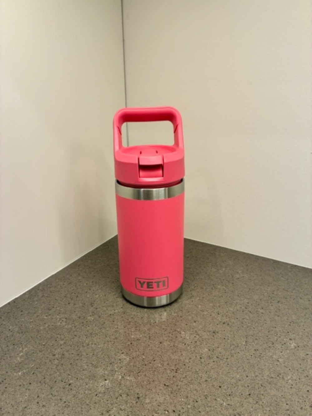 YETI Rambler Jr. in Tropical Pink (355 ml or 12 oz.)
